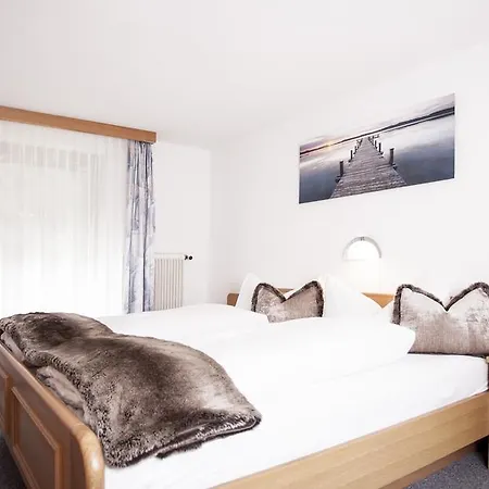 Apart Peter Apartment
